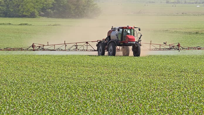 crop spraying fertilization